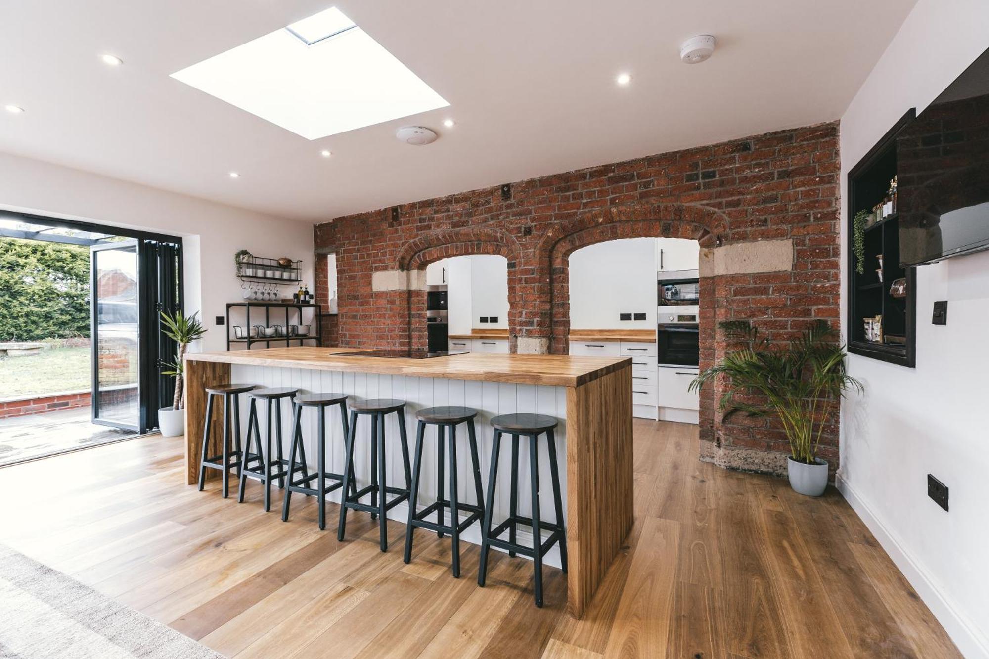 House With A Cinema And Games Room, Sleeps 17 Shrewsbury Kültér fotó